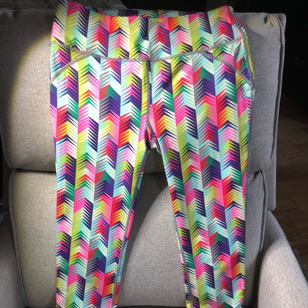 Fabletics Sm multicolor Capri high waist leggings